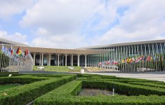 记者方喆摄正在参展企业